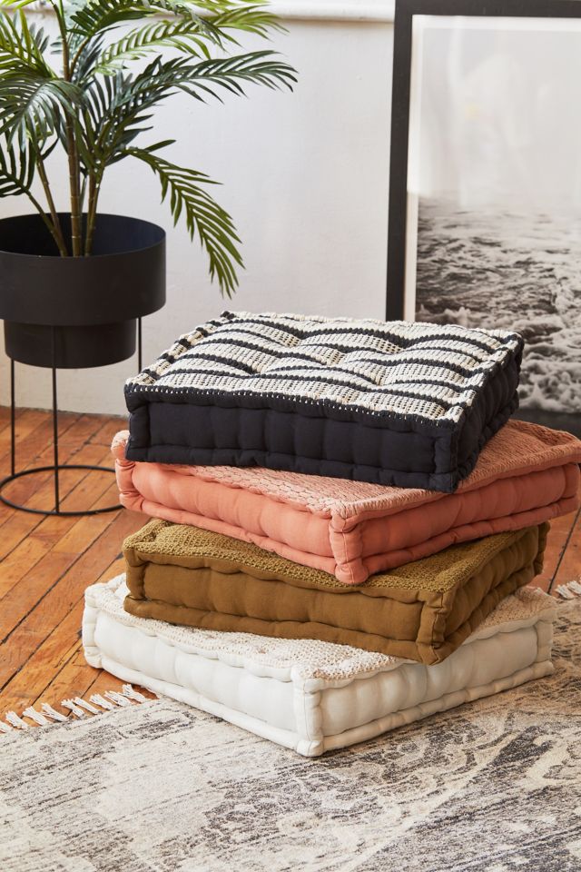 Urban outfitters outlet pillows