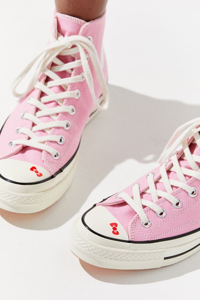 Converse hello sales kitty chuck 70