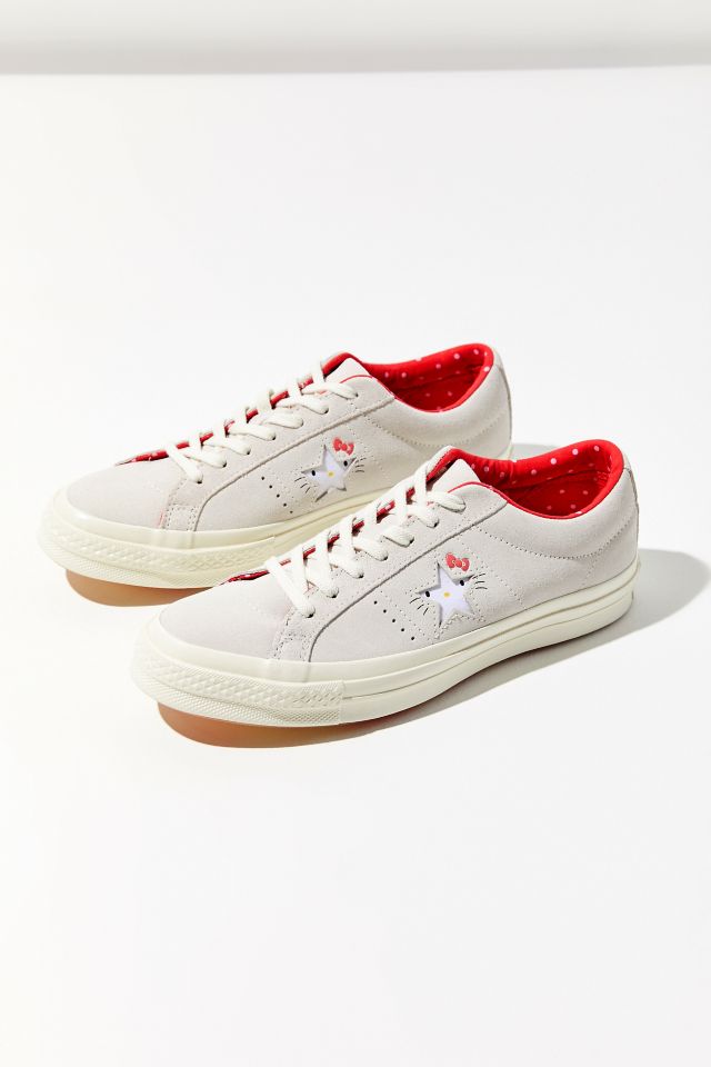 Converse x hello kitty one star on sale suede low top