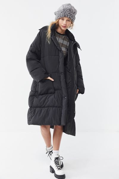 urban outfitters long puffer coat