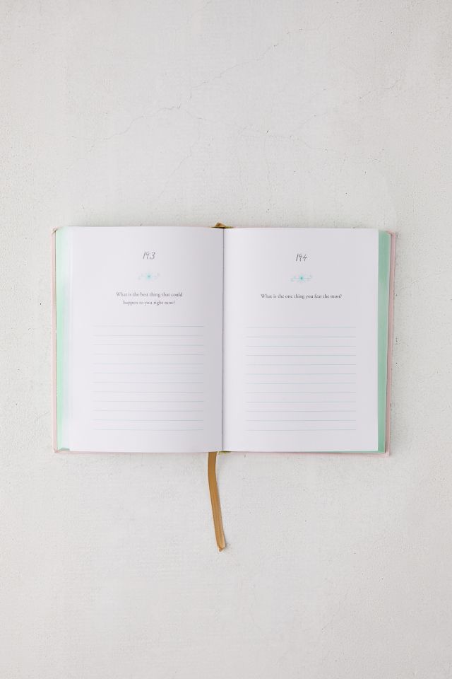 One Question a Day: My Life So Far: A Daily Journal for Recording Your Life Story par Aimee Chase #5