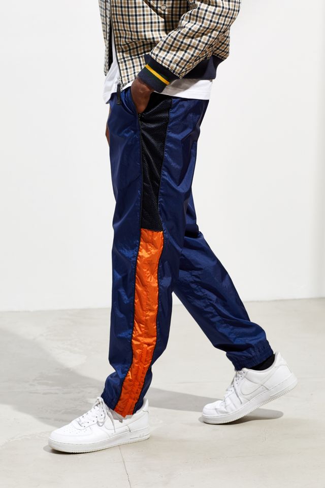 Lacoste UO Exclusive Nylon Track Pant | Urban Outfitters