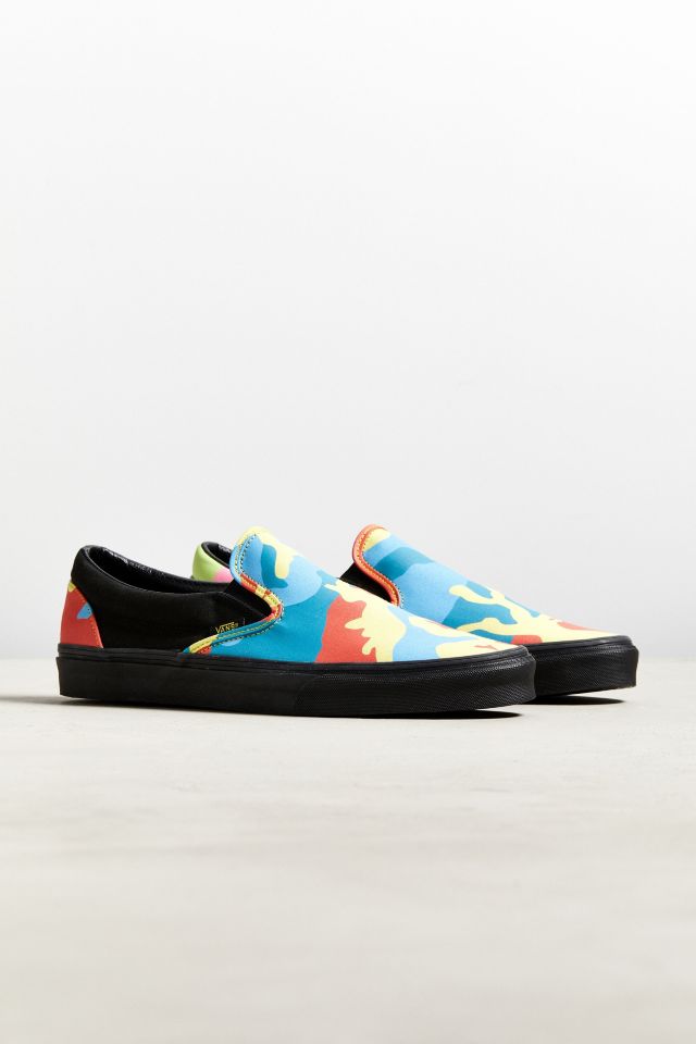 Vans Pop Camo Slip-On Sneaker