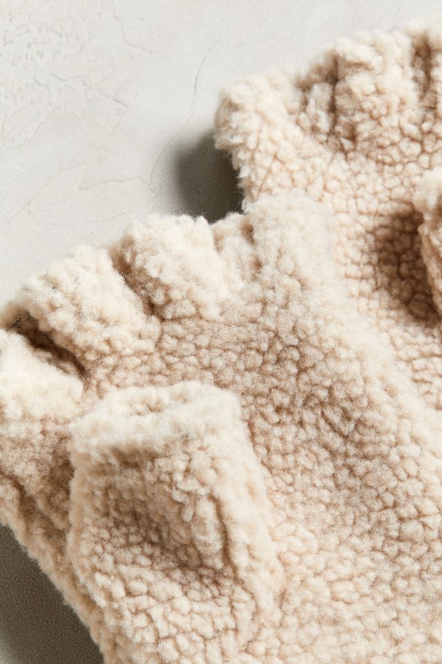 UO Fingerless Sherpa Glove #1