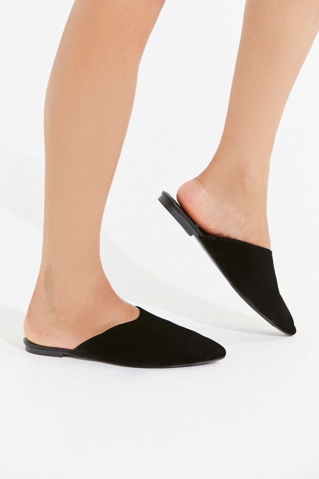 UO Pointed Velvet Mule #2