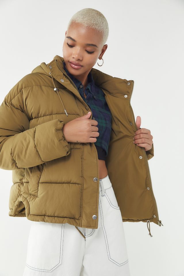 UO Mae Hooded Puffer Jacket