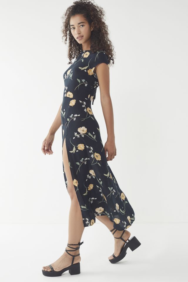 UO Lindsey Floral Slit Maxi Dress | Urban Outfitters