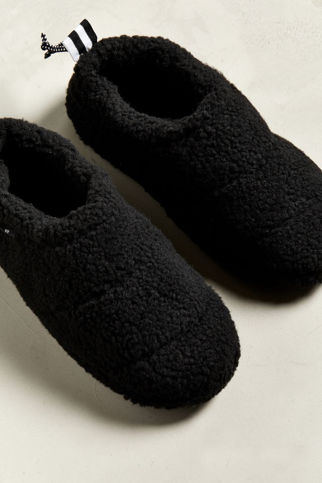 UO Allover Sherpa Slipper #1