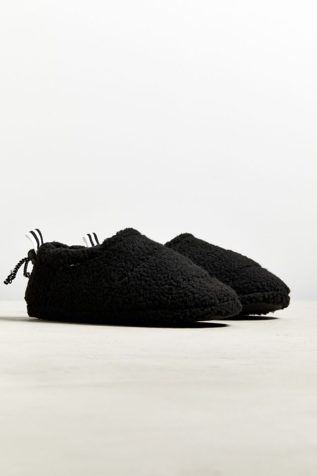 UO Allover Sherpa Slipper #5