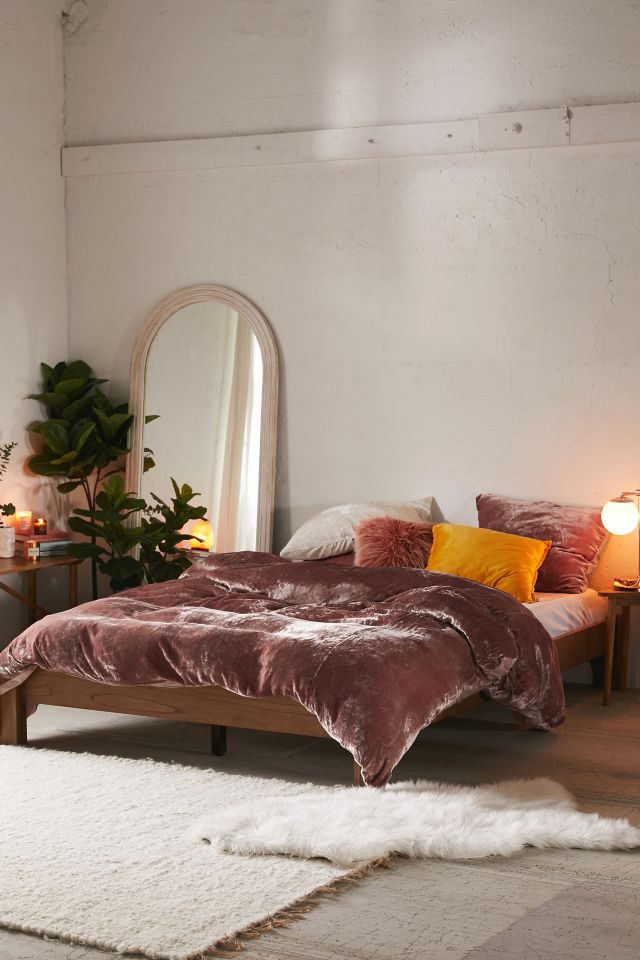 Urban Outfitters Velvet Rose Full/Queen Duvet & Sham newest set