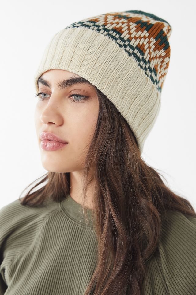 Tuque en tricot style chandail #1