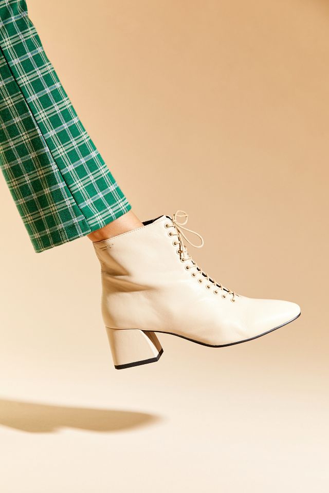 hulkende Forbigående krokodille Vagabond Shoemakers Alice Lace-Up Boot | Urban Outfitters