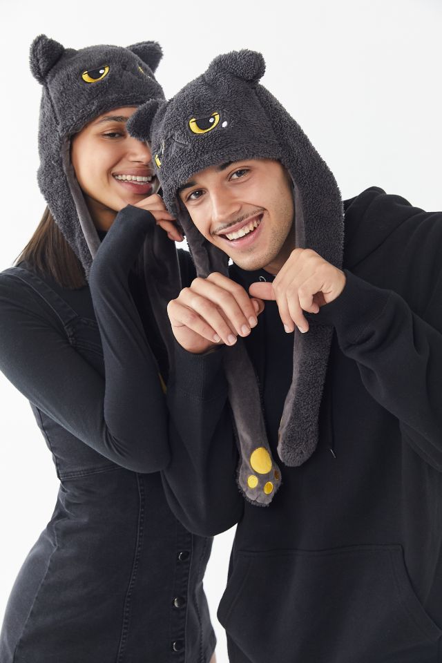 Oliver Fuzzy Hat Costume