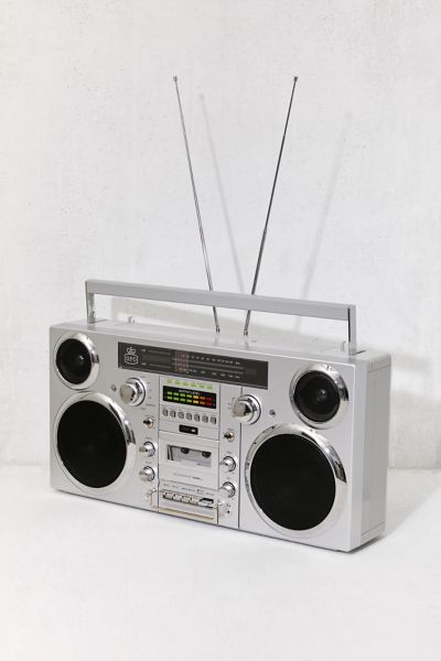 GPO Brooklyn Portable Boombox + Music System | Urban Outfitters