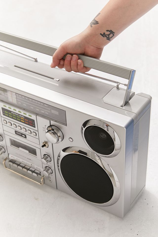 GPO Brooklyn Portable Boombox + Music System | Urban Outfitters