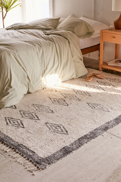 Haysley Diamond Tufted Rug