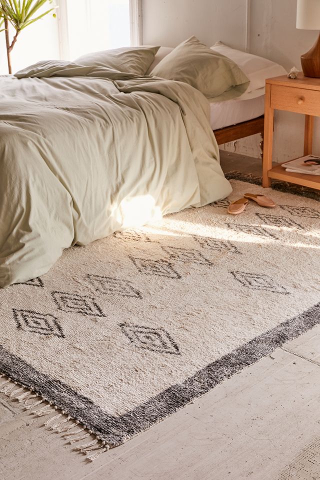 Haysley Diamond Tufted Rug #1