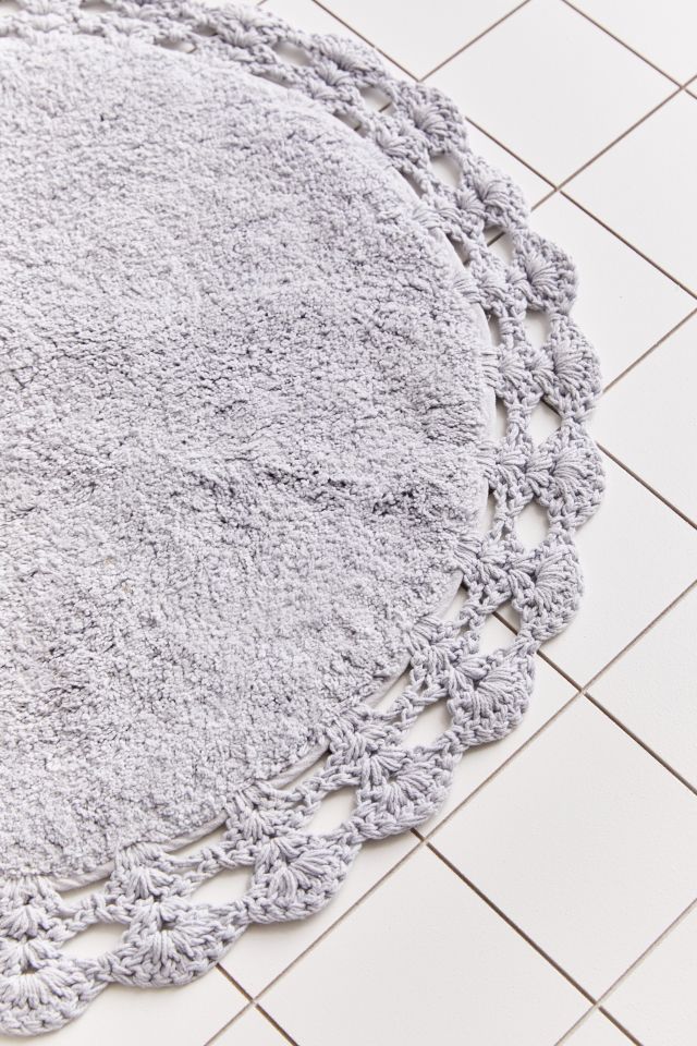 Round Crochet Trim Bath Mat #2