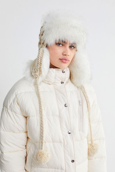 Cable Knit Faux Fur Trapper Hat | Urban Outfitters display picture 2