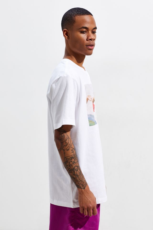 Nike sportswear handoff tee hotsell