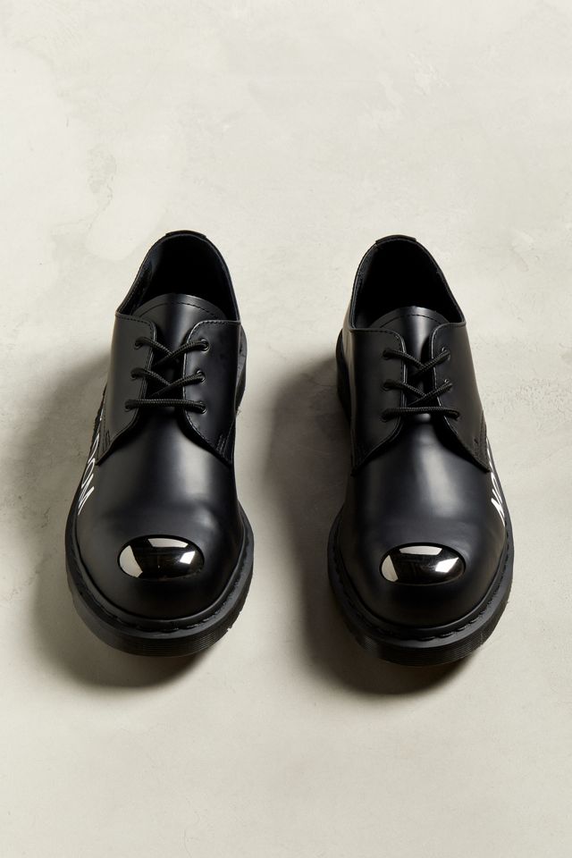 Dr. Martens X Sex Pistols 1925 3-Eye Oxford | Urban Outfitters display picture 2