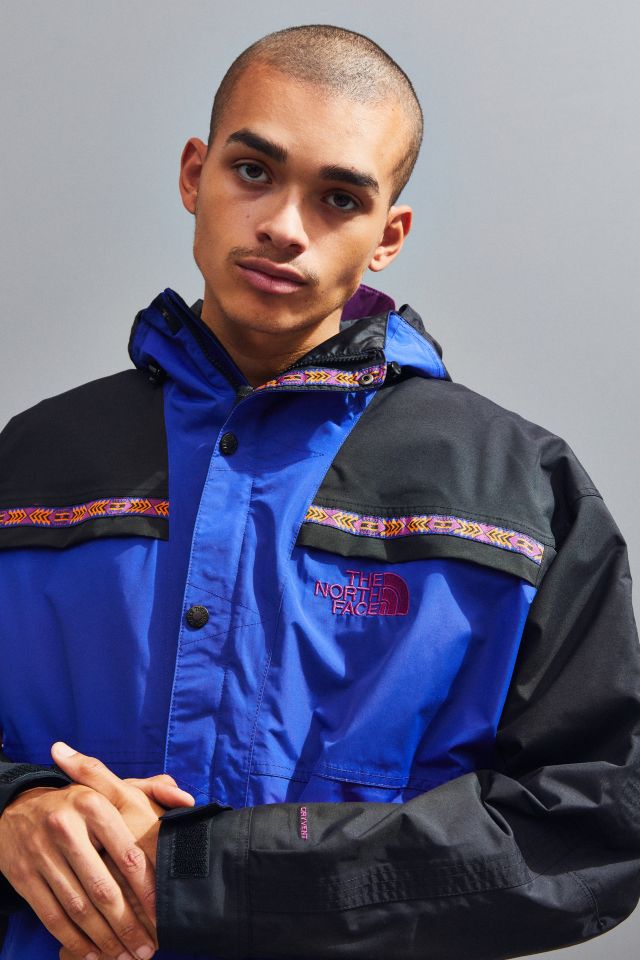 The north face 92 retro rage store rain jacket