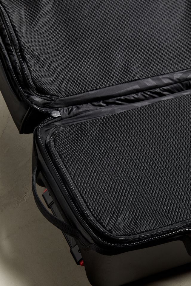 The North Face Stratoliner Medium Luggage #5