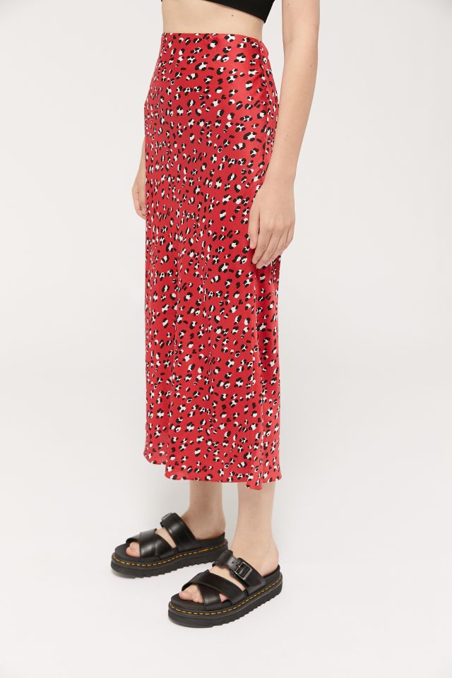 Urban outfitters hotsell cheetah skirt