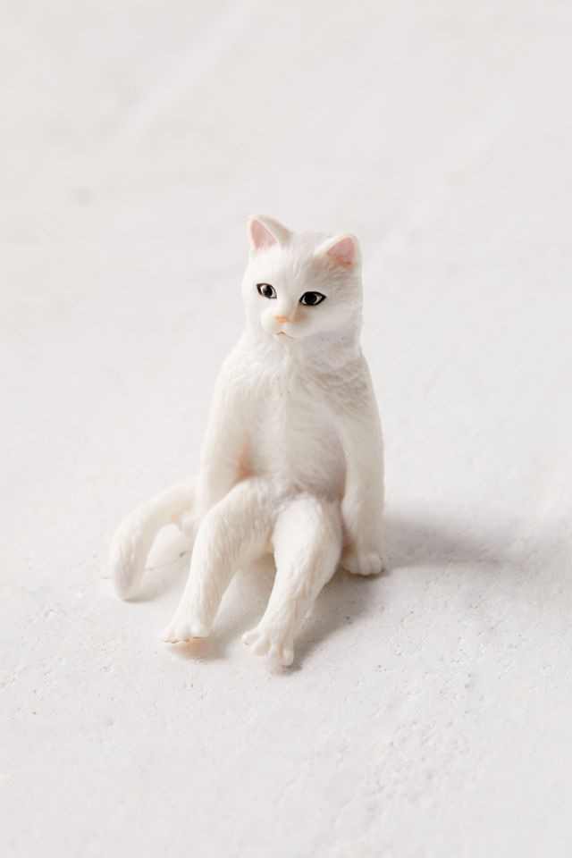Sitting Cat Figure #2