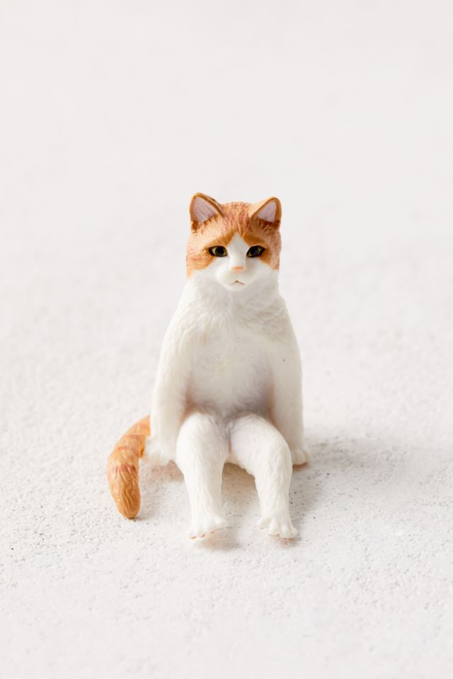 Sitting Cat Figure #3
