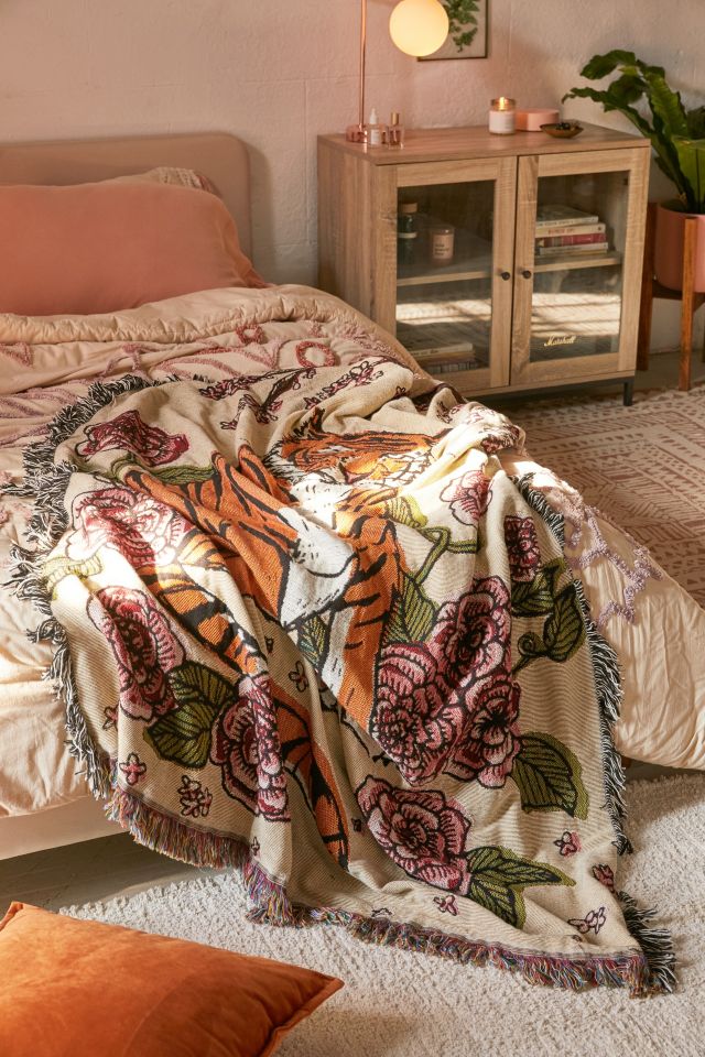 Calhoun & Co. Tiger Rose Throw Blanket #1