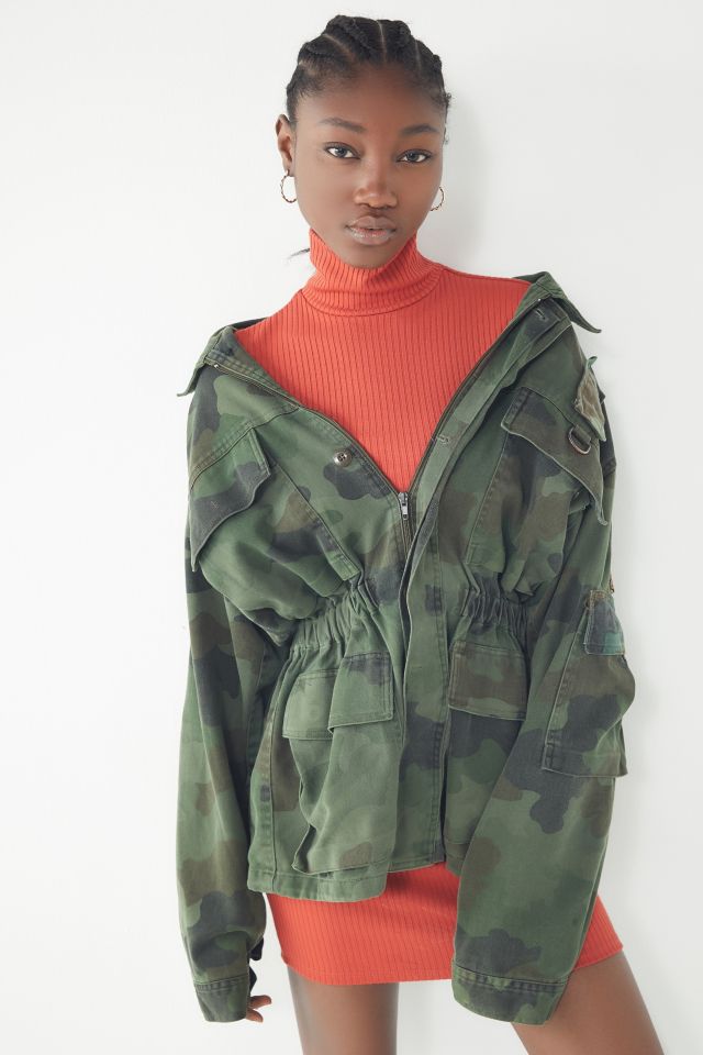 Vintage Cinched Camo Jacket | Urban Outfitters