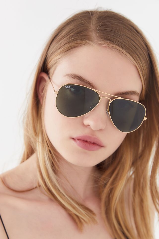 Ray-Ban Classic Aviator Sunglasses | Urban Outfitters