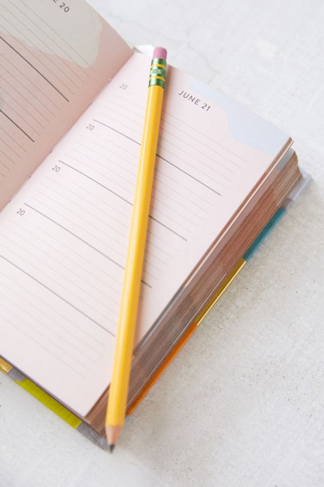 One Line A Day: A Five-Year Memory Book #4