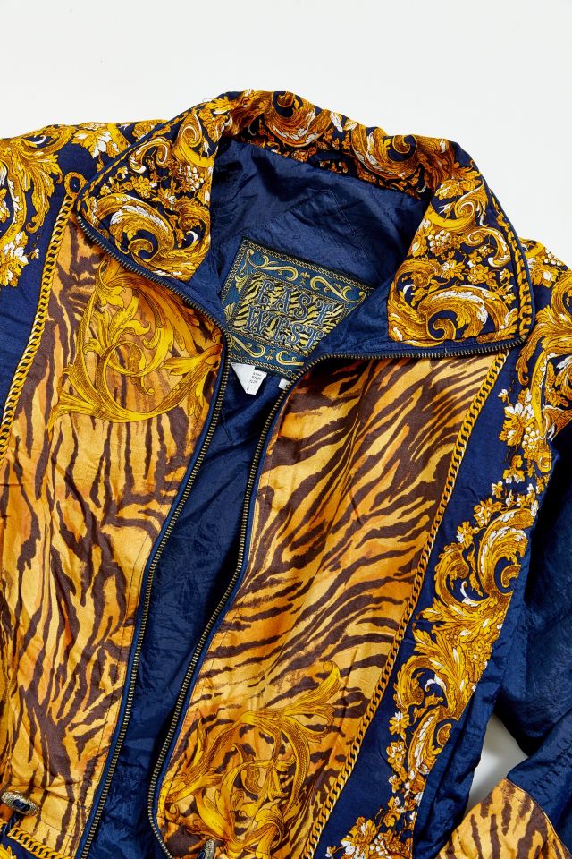 Jacket clearance tiger print