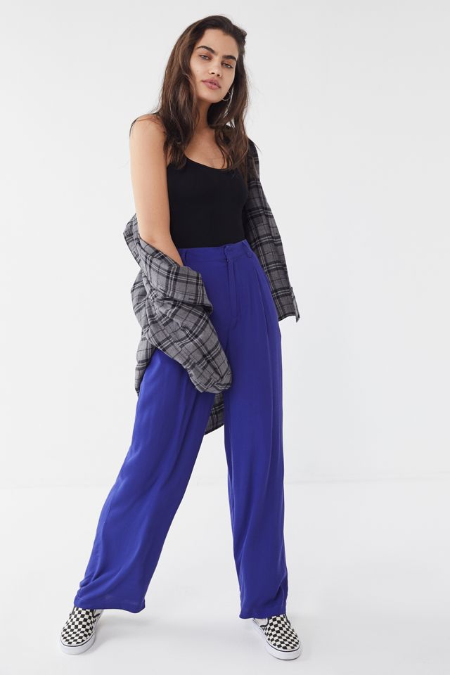 UO Paris Pleated Puddle Pant