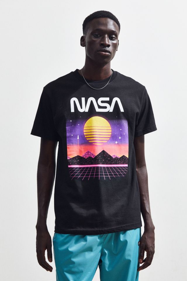 Nasa t on sale shirt urban outfitters