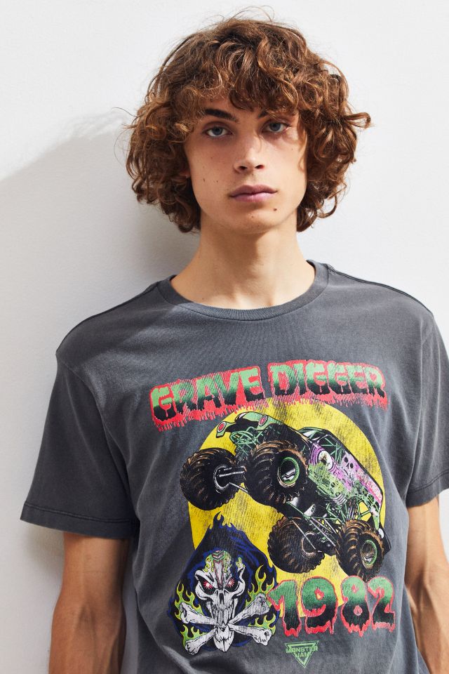 Gravedigger Tee | Urban Outfitters