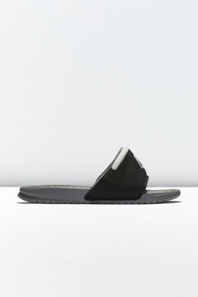 Nike Benassi JDI Fanny Pack Slide Sandal | Urban Outfitters