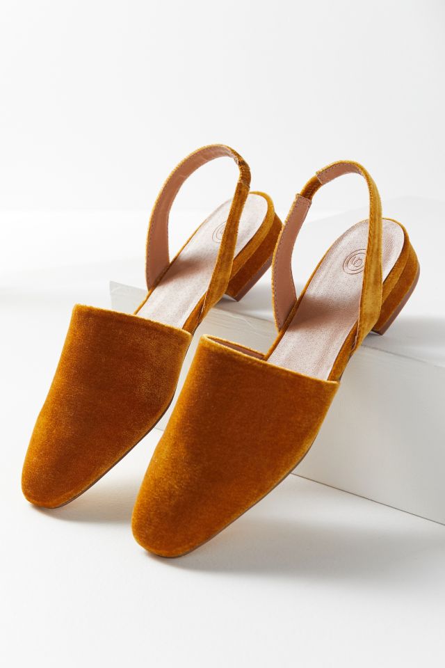Mules à bride arrière en velours Dana UO #5