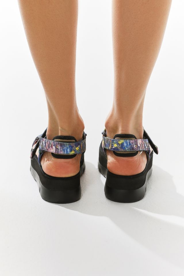 Camper Oruga Up Platform Sandal #3