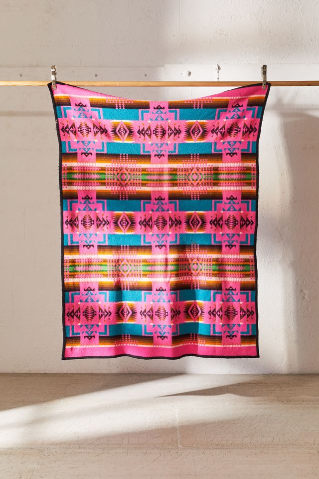 Urban Renewal OneOfAKind Vintage Pendleton Throw Blanket Urban Outfitters Canada