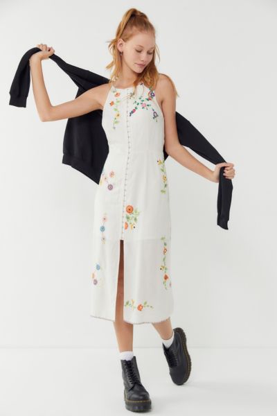 UO Josie Floral Embroidered Linen Midi Dress | Urban Outfitters