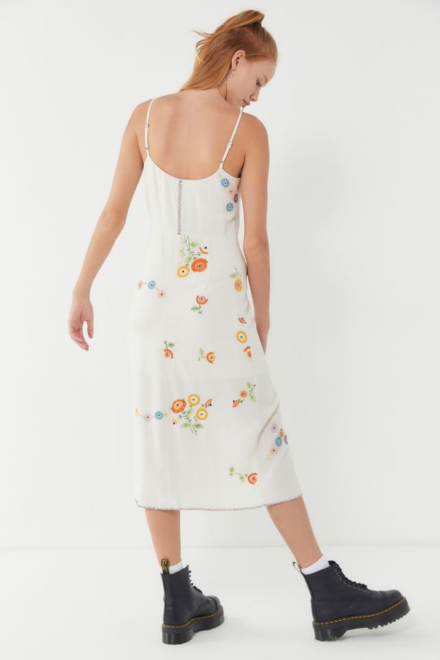 UO Josie Floral Embroidered Linen Midi Dress #2