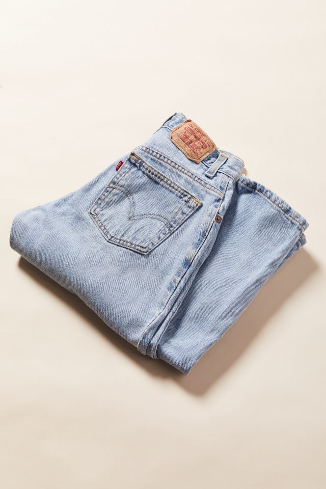 Vintage Levi’s ‘90s 550 Light Wash Jean #2