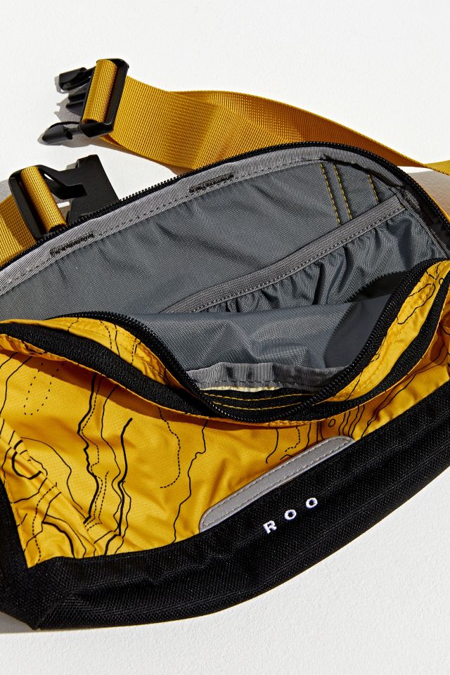 The North Face UO Exclusive Topography Roo Sling Bag  #4