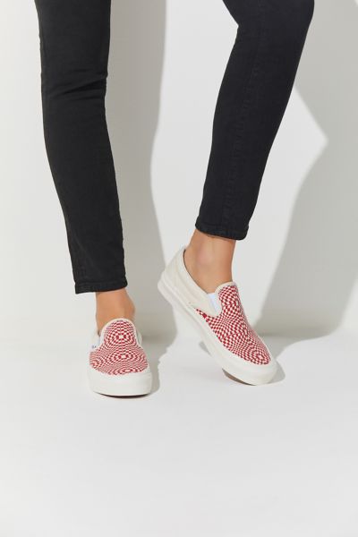 vans warped slip on