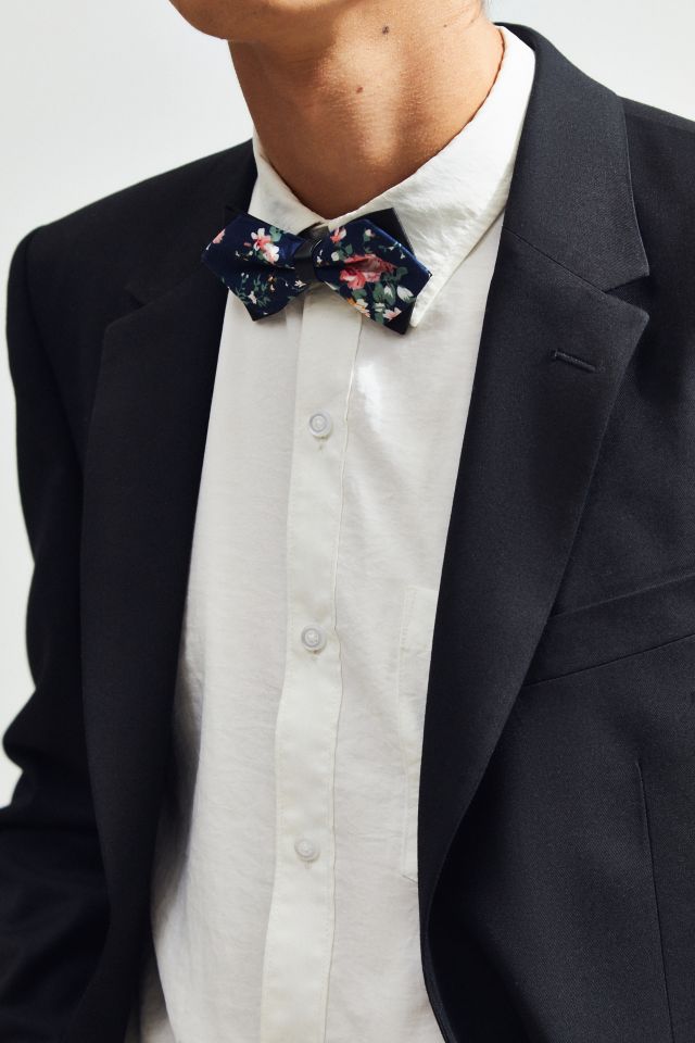 UO Bow Tie #1