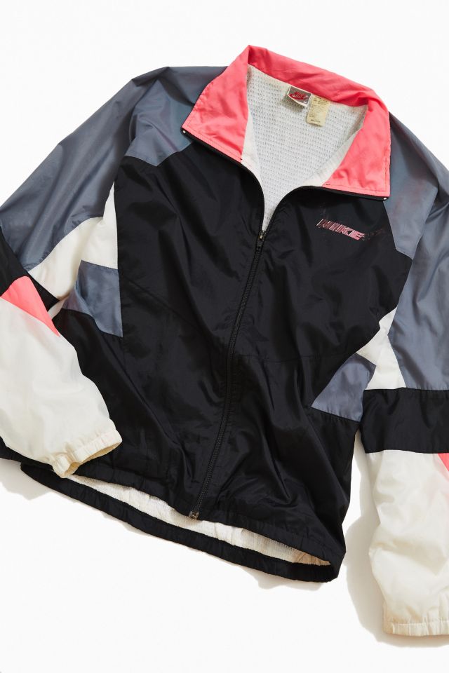 Vintage Nike '90s Coral Collar Windbreaker Jacket | Urban Outfitters