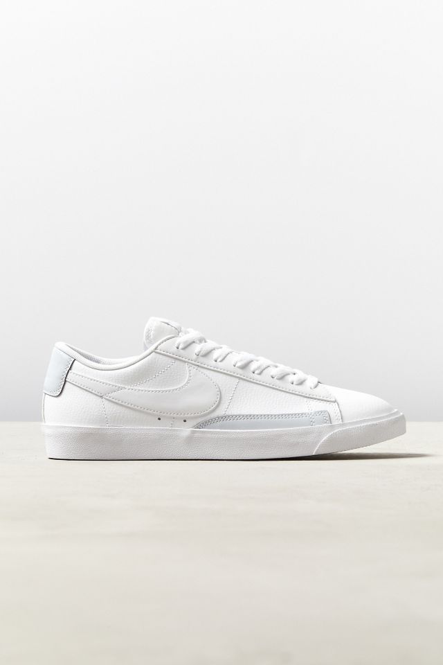 Nike blazer shop urban outfitters